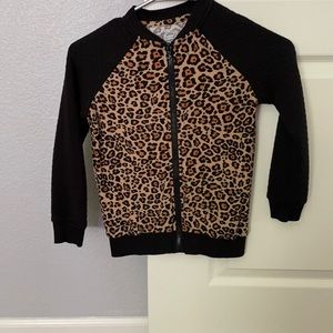 Leopard zip up light jacket size S (6-6x)